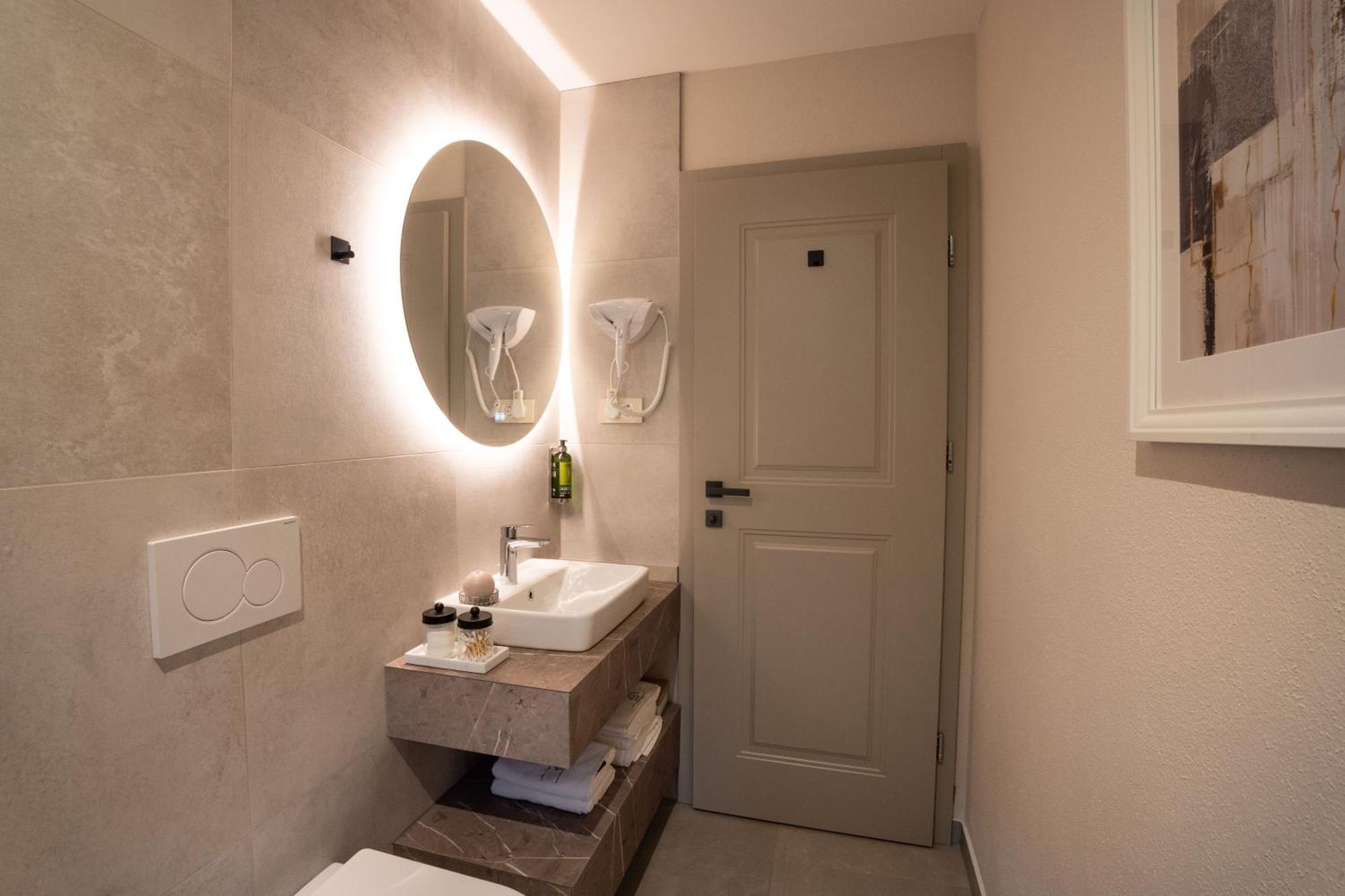 Kalan Boutique Stay Zirovnica Rum bild