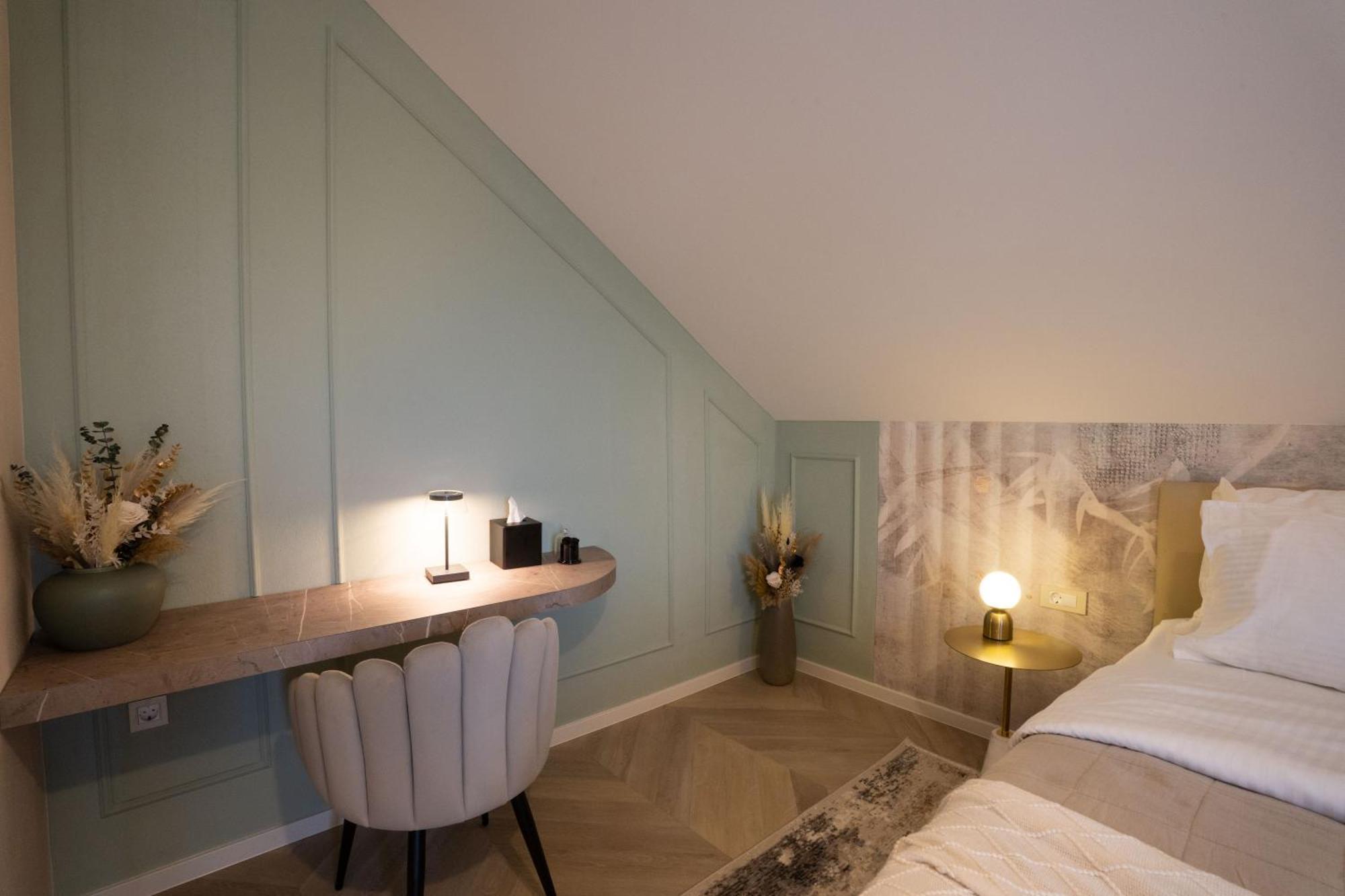 Kalan Boutique Stay Zirovnica Rum bild
